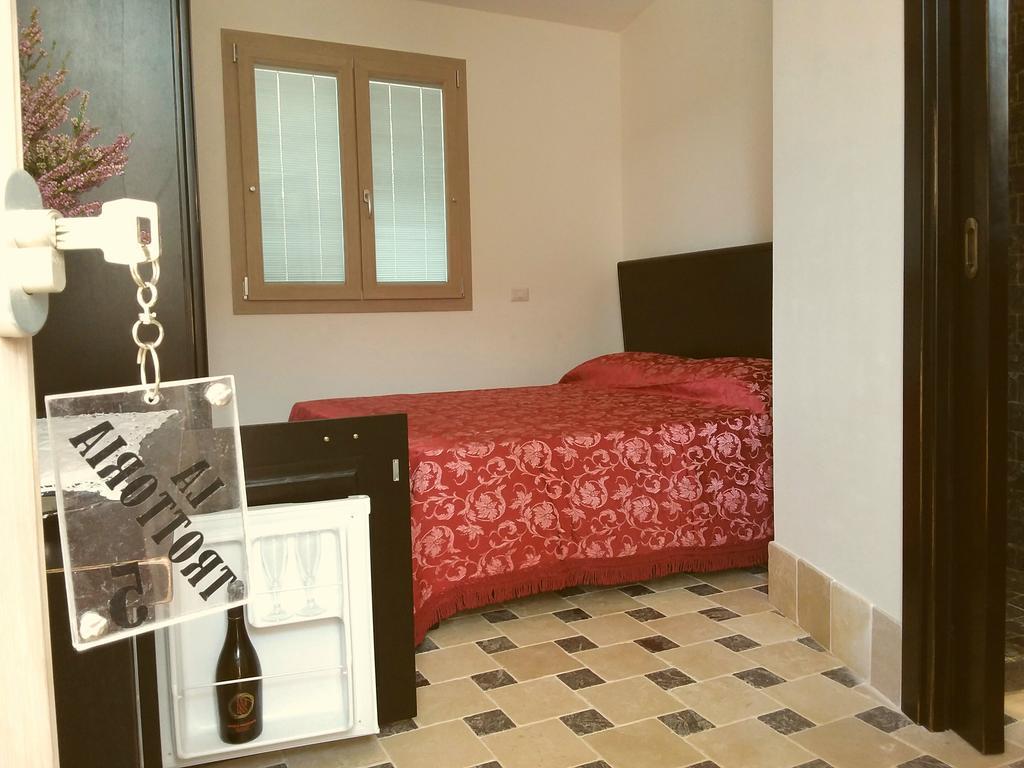 La Trottoria Agriturismo โอตรันโต ภายนอก รูปภาพ